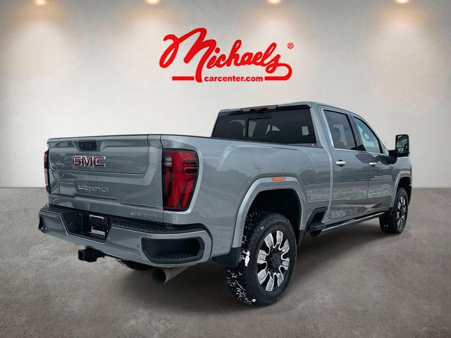 2025 GMC Sierra 3500HD 4WD Crew Cab Standard Bed Denali