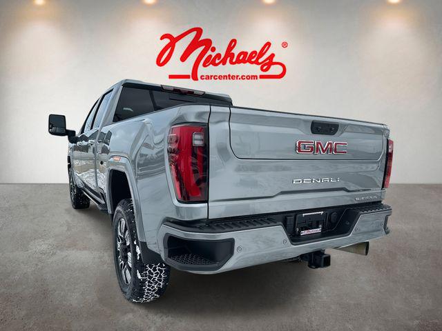 2025 GMC Sierra 3500HD 4WD Crew Cab Standard Bed Denali