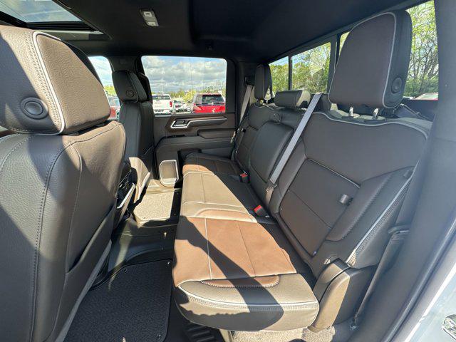 2026 GMC Sierra 2500HD Crew Cab, Standard Bed, Denali, 4WD