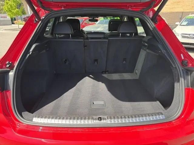 2019 Audi Q3 2.0T S line Premium