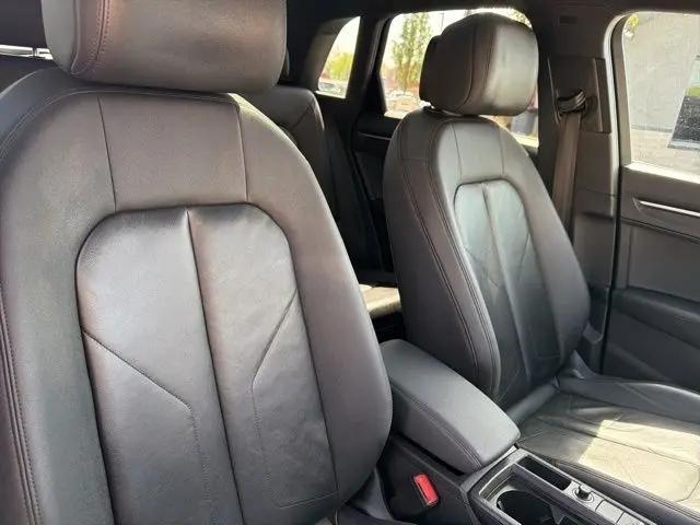 2019 Audi Q3 2.0T S line Premium