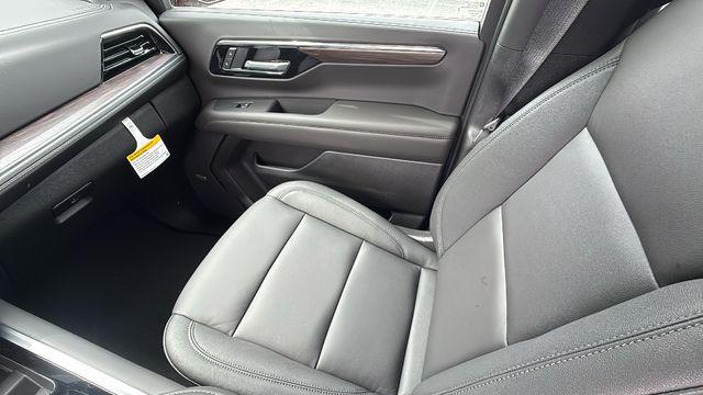 2026 Chevrolet Suburban LT, RWD