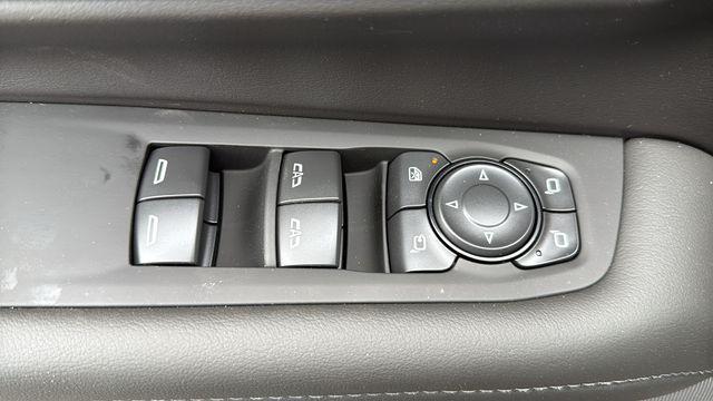 2026 Chevrolet Suburban LT, RWD