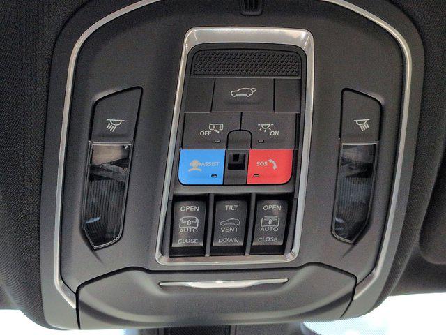 2026 Jeep Grand Wagoneer L 4x4