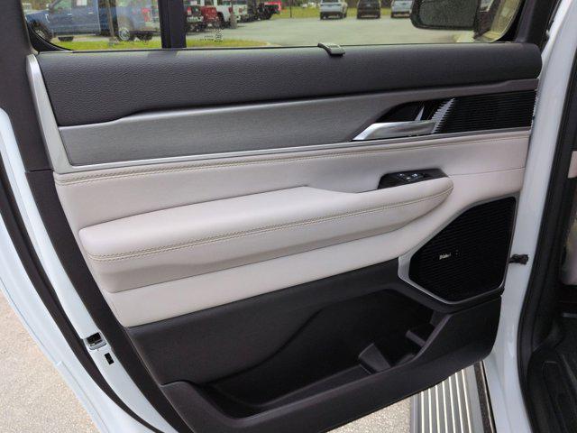 2026 Jeep Grand Wagoneer L Limited Reserve 4x4