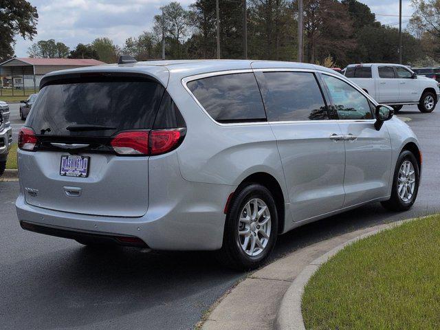 2026 Chrysler Voyager LX