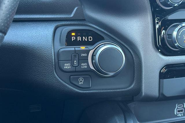 2026 Ram 1500 Express Crew Cab 4x4 57 Box