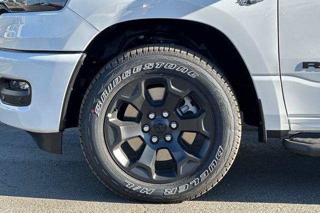 2026 Ram 1500 Express Crew Cab 4x4 57 Box