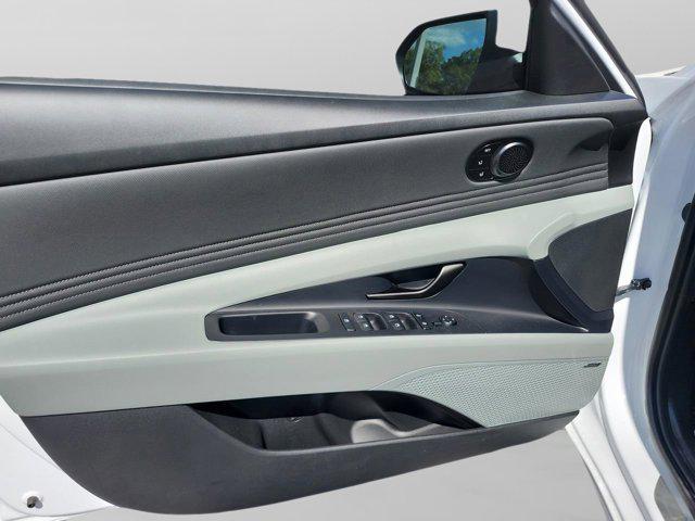 2026 Hyundai Elantra Hybrid Limited