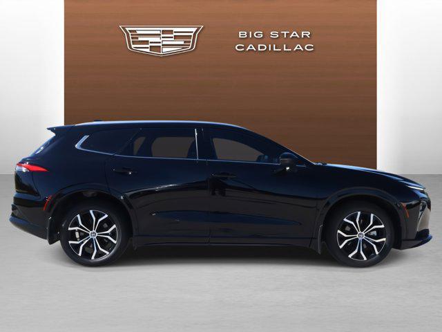 2025 Toyota Crown Signia XLE