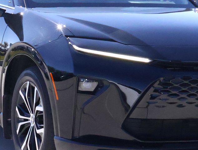 2025 Toyota Crown Signia XLE