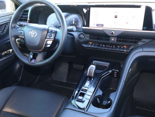 2025 Toyota Crown Signia XLE