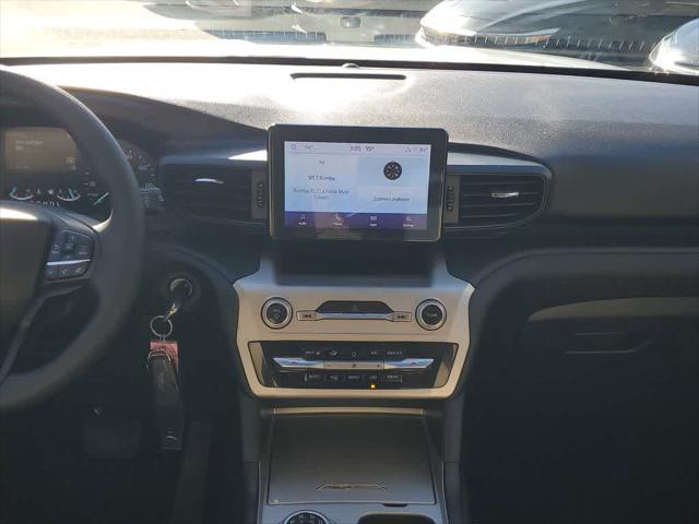 2022 Ford Explorer Base