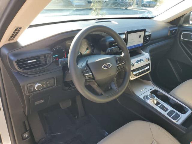 2022 Ford Explorer Base