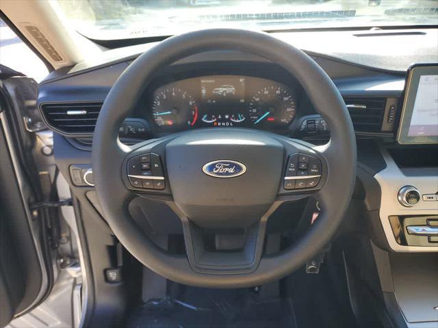 2022 Ford Explorer Base