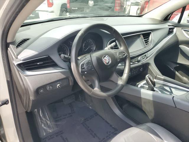 2020 Buick Enclave Essence