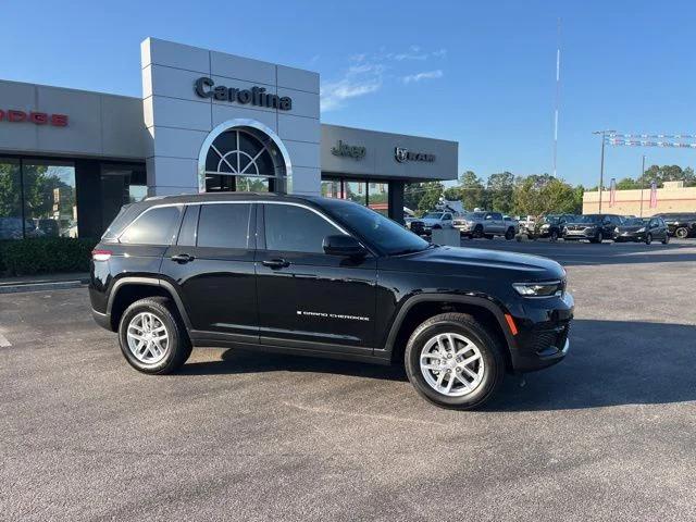 2026 Jeep Grand Cherokee Laredo 4x2