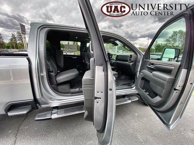 2026 GMC Sierra 3500HD Crew Cab, Long Bed, SLT Dual Rear Wheel, 4WD