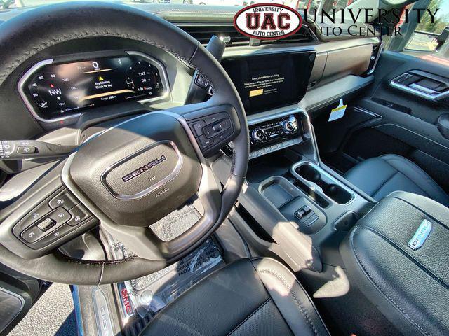 2026 GMC Sierra 2500HD Crew Cab, Standard Bed, Denali, 4WD