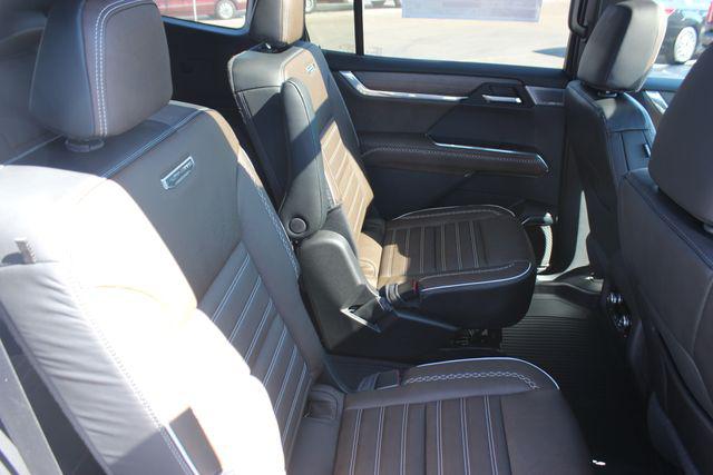 2026 GMC Acadia Denali Ultimate AWD