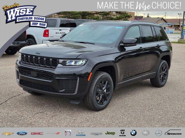 2026 Jeep Grand Cherokee GRAND CHEROKEE LAREDO ALTITUDE 4X4