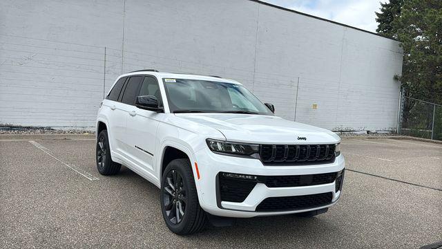 2026 Jeep Grand Cherokee Limited Reserve