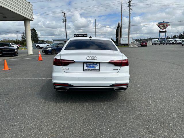 2023 Audi A4 Premium Plus 45 TFSI S line quattro S tronic