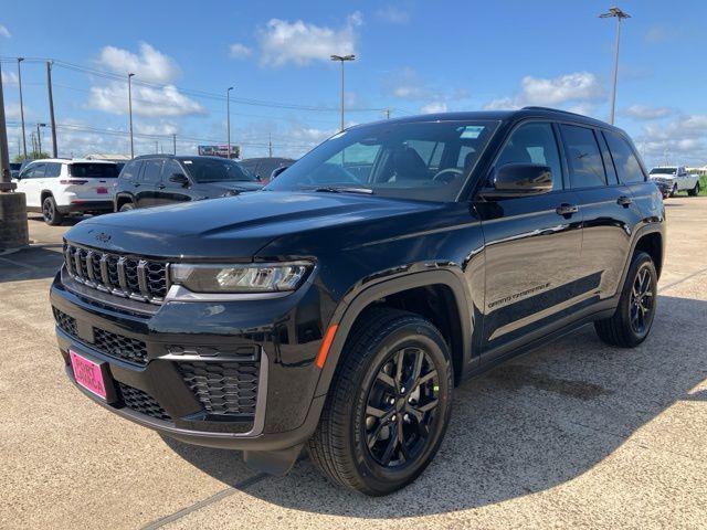 2026 Jeep Grand Cherokee GRAND CHEROKEE LAREDO ALTITUDE 4X2