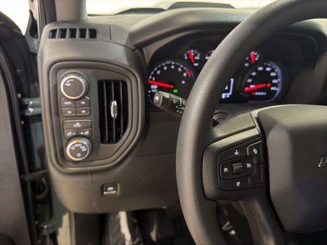 2026 Chevrolet Silverado 1500 4WD Crew Cab Short Bed Custom Trail Boss