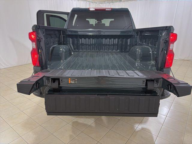 2026 Chevrolet Silverado 1500 4WD Crew Cab Short Bed Custom Trail Boss