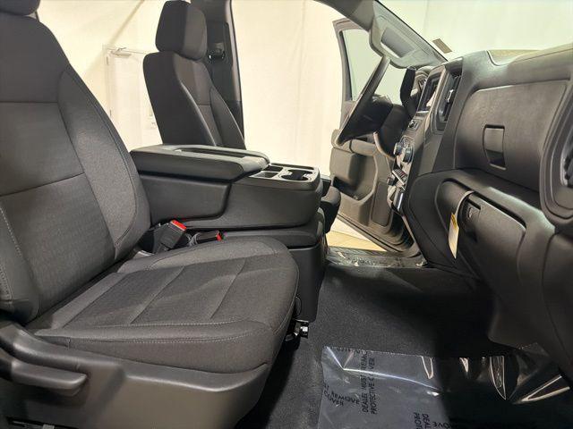 2026 Chevrolet Silverado 1500 4WD Crew Cab Short Bed Custom Trail Boss