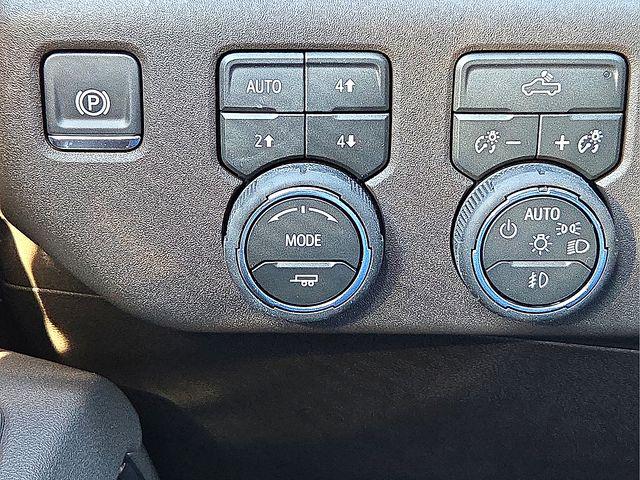 2026 Chevrolet Silverado 1500 4WD Crew Cab Short Bed RST