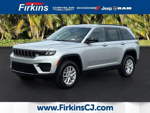2026 Jeep Grand Cherokee GRAND CHEROKEE LAREDO 4X4