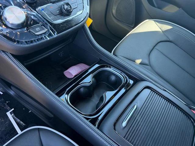2026 Chrysler Pacifica Limited AWD