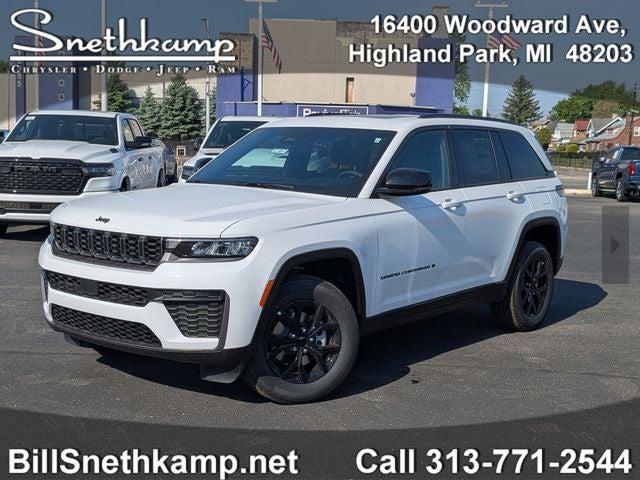 2026 Jeep Grand Cherokee GRAND CHEROKEE LAREDO ALTITUDE 4X4