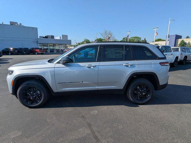 2026 Jeep Grand Cherokee GRAND CHEROKEE LAREDO ALTITUDE 4X4 2026 Jeep Grand Cherokee GRAND CHEROKEE LAREDO ALTITUDE 4X4