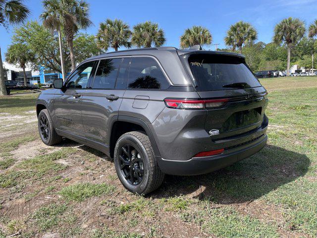 2026 Jeep Grand Cherokee Altitude 4x2