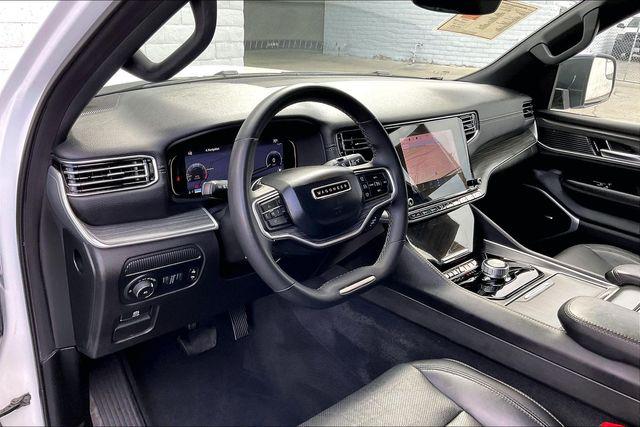 2023 Jeep Wagoneer Series II 4x2