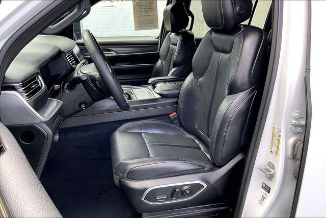 2023 Jeep Wagoneer Series II 4x2