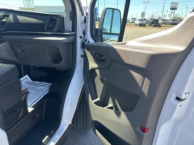 2024 Ford Transit Cargo Van 148 WB Medium Roof Cargo
