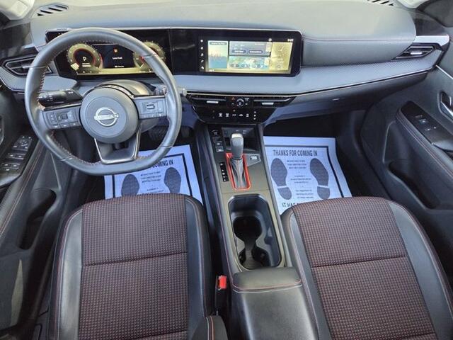 2025 Nissan Kicks SR FWD