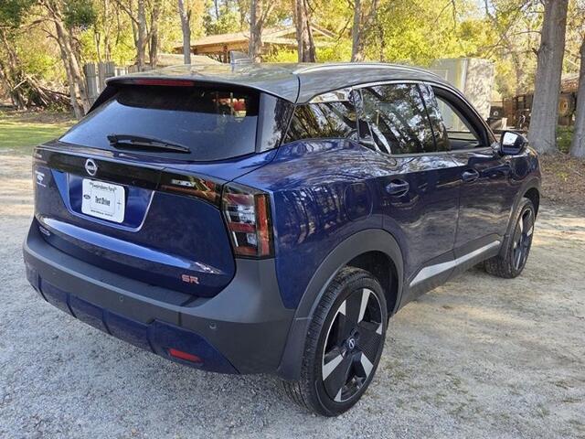 2025 Nissan Kicks SR FWD
