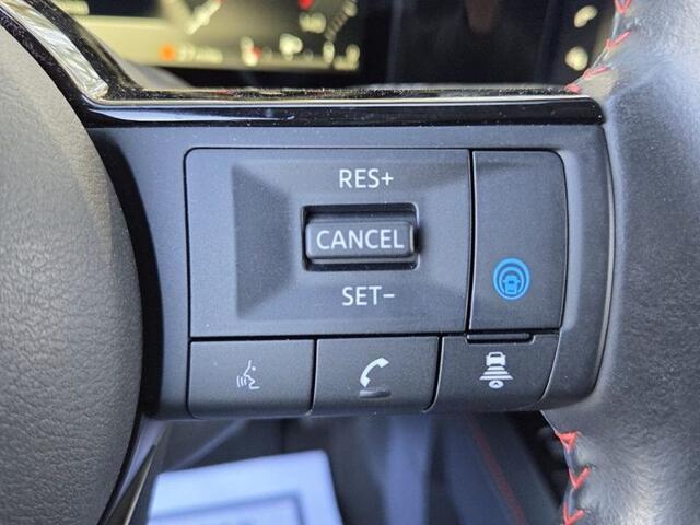 2025 Nissan Kicks SR FWD