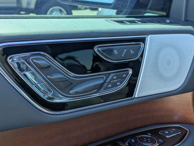 2024 Lincoln Navigator Black Label L