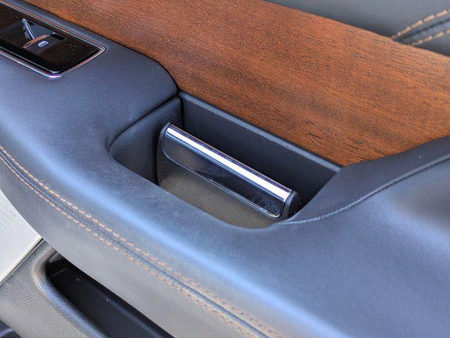 2024 Lincoln Navigator Black Label L