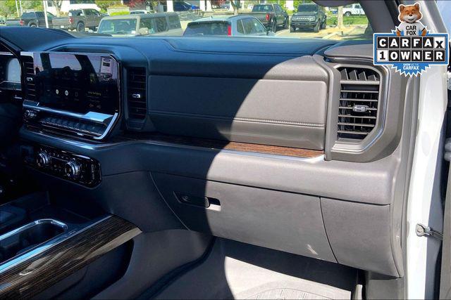 2024 GMC Sierra 1500 4WD Crew Cab Short Box Elevation with 3SB