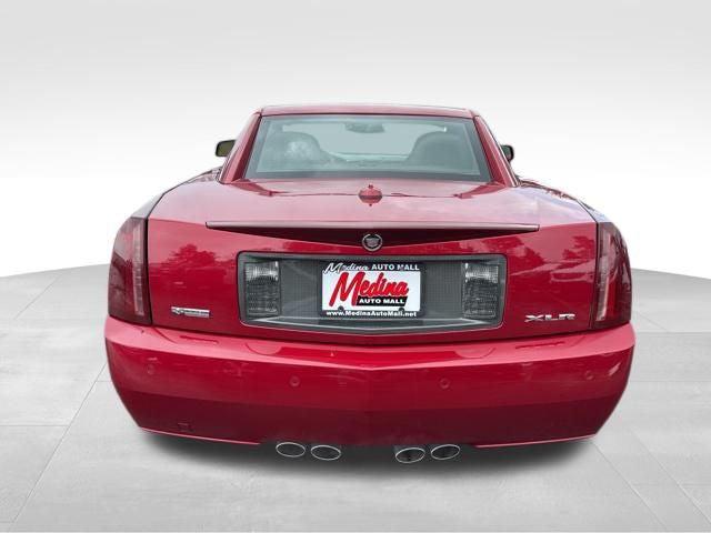 2004 Cadillac XLR Standard