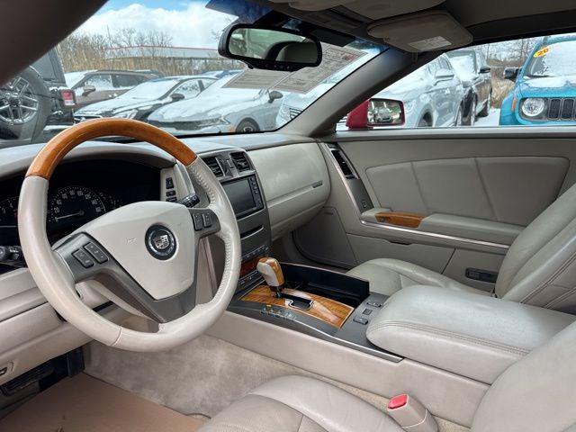 2004 Cadillac XLR Standard