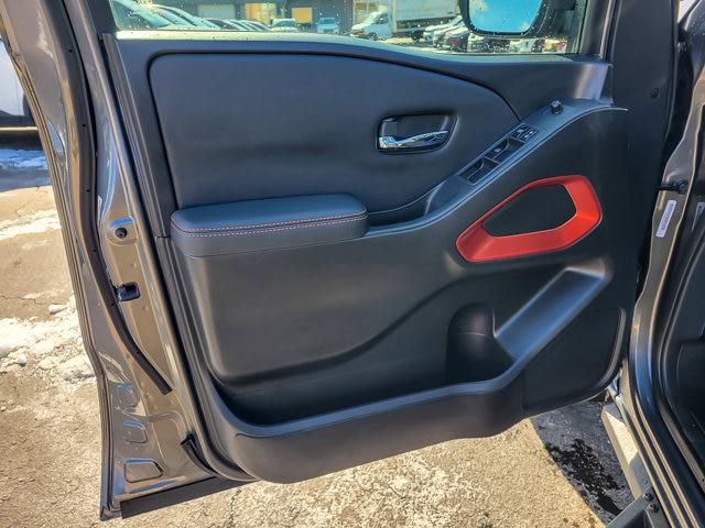 2022 Nissan Frontier Crew Cab PRO-4X 4x4