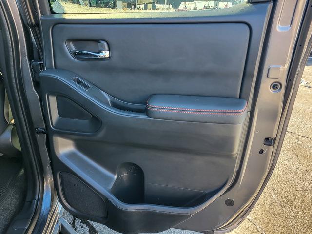 2022 Nissan Frontier Crew Cab PRO-4X 4x4
